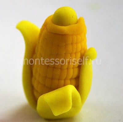 Кукуруза из пластилина